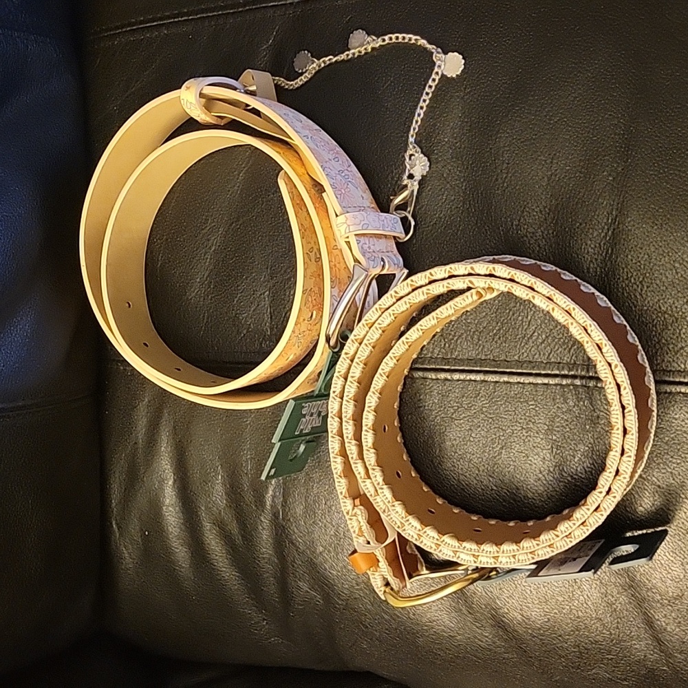 Bundle of 2 belts